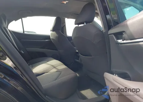 2019 Toyota Camry Le z USA, uszkodzony, nr VIN 4T1B11HK2KU854884